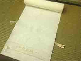 和*ん様 値下げ❣️新古品 正絹 白生地 寿光織 反物 羽尺 桐箱入り 中古品】羽織「横呂、汕頭刺繍・薔薇 黒」正絹 羽織り【メール便
